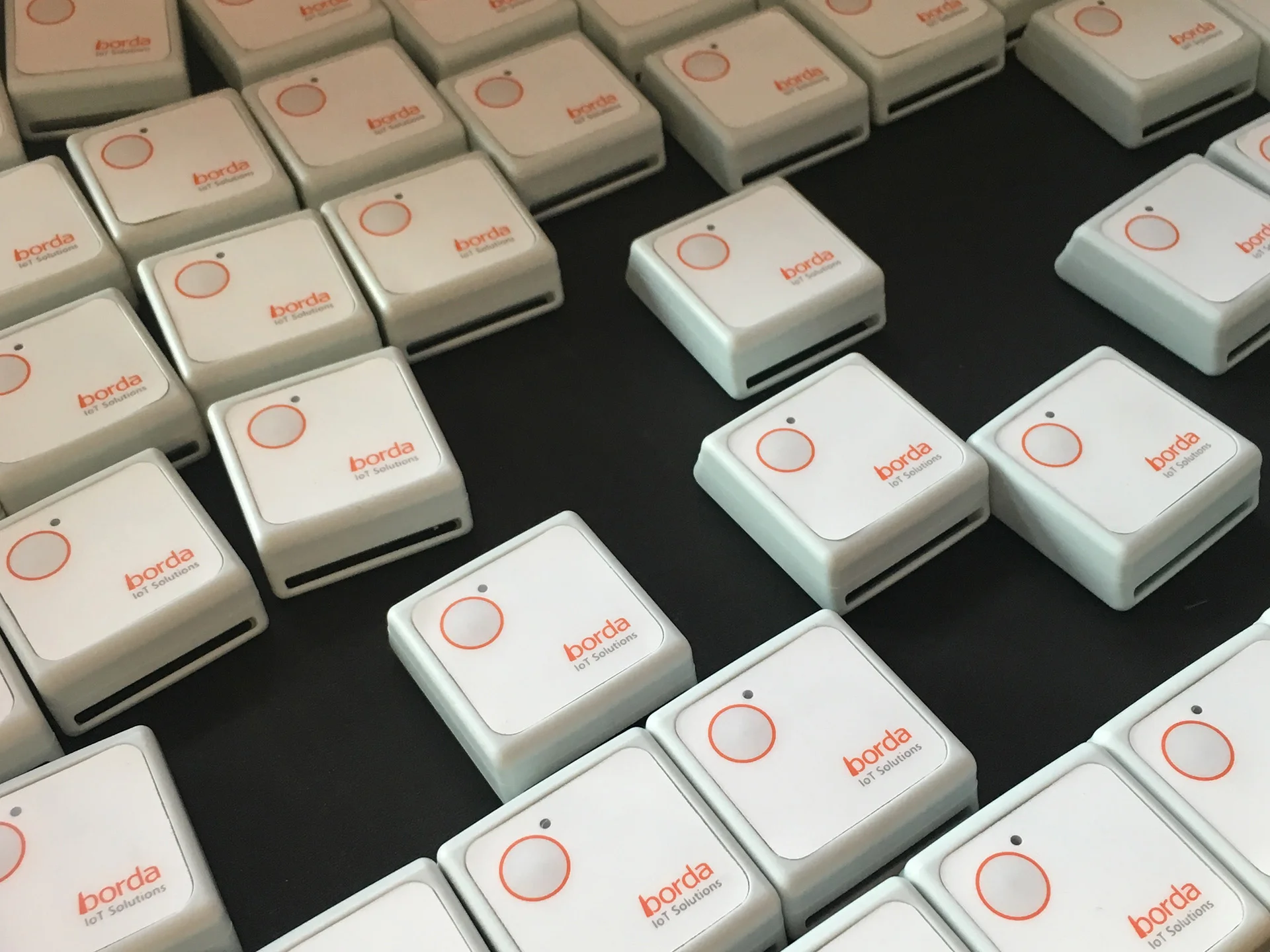Asset Tag asset tracking device designed by Formeta Design for equipment monitoring