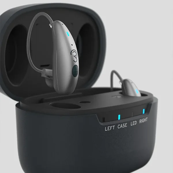 Aura hearing aid device designed by Formeta Design for Ramses Hearings
