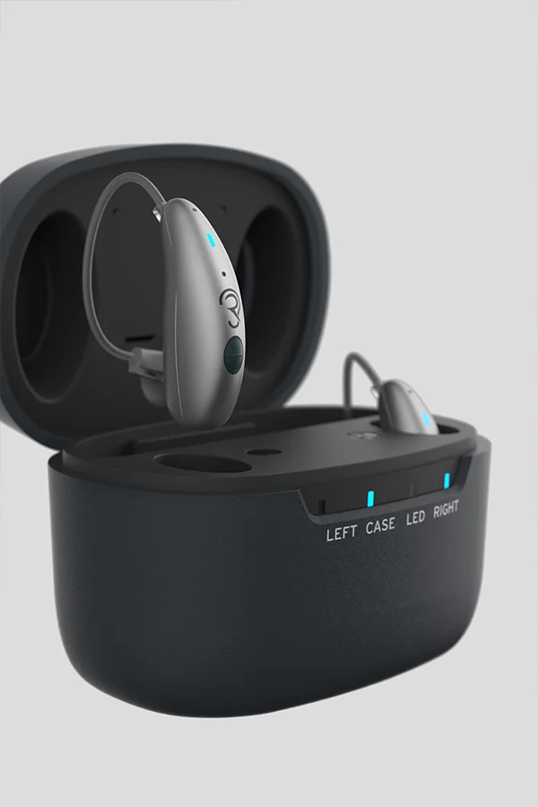 Aura hearing aid device designed by Formeta Design for Ramses Hearings