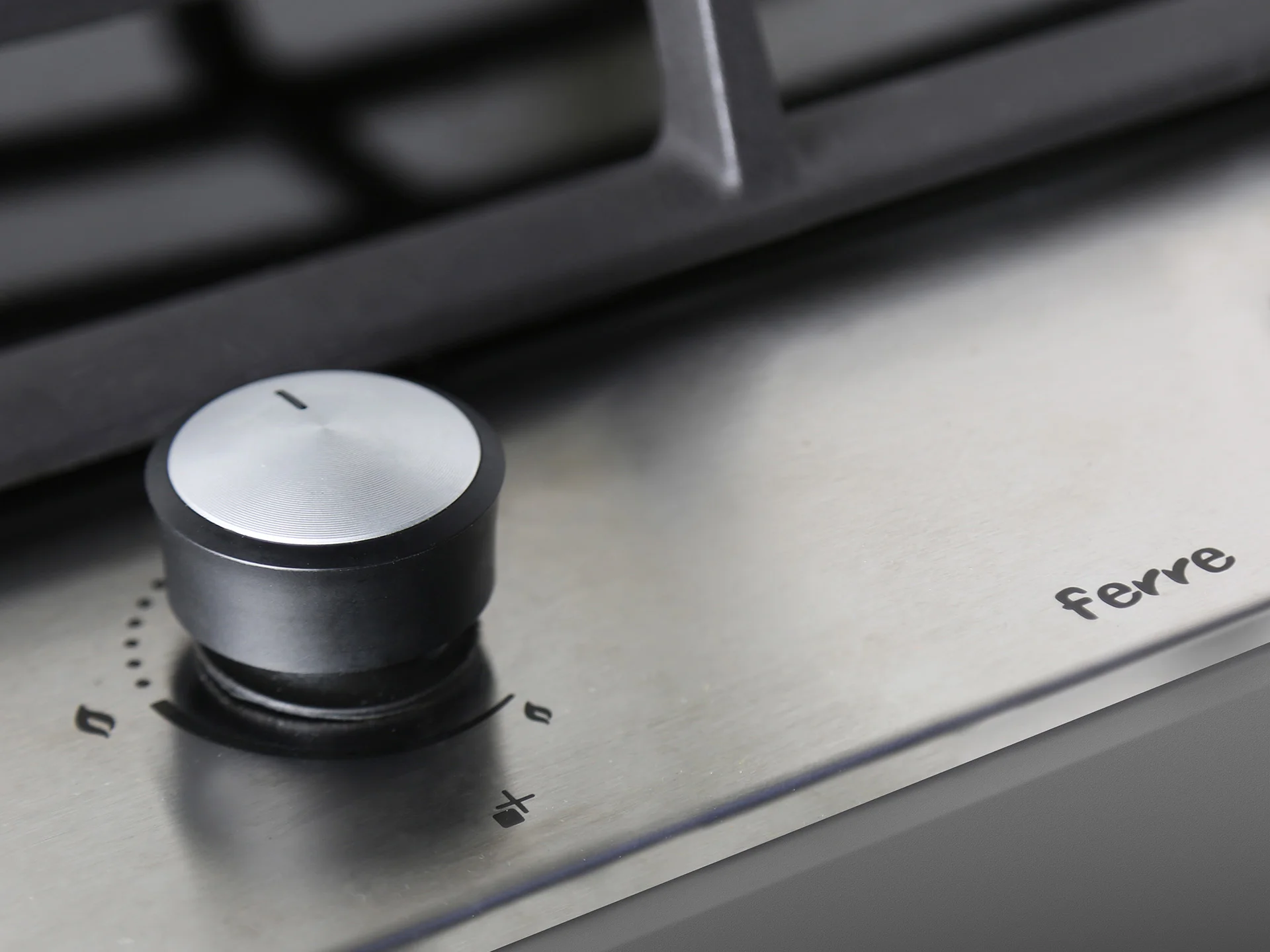 Modular builtin gas hob designed by Formeta Design for Ferre, allowing multi fuctional gas location customisation