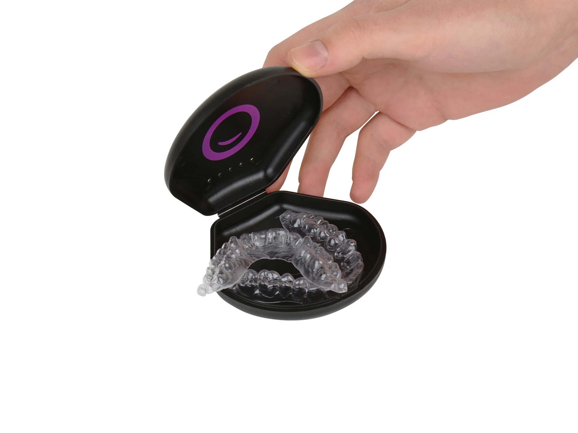 Pearl retainer case for clean aligners designed by Formeta Design for daily wellness