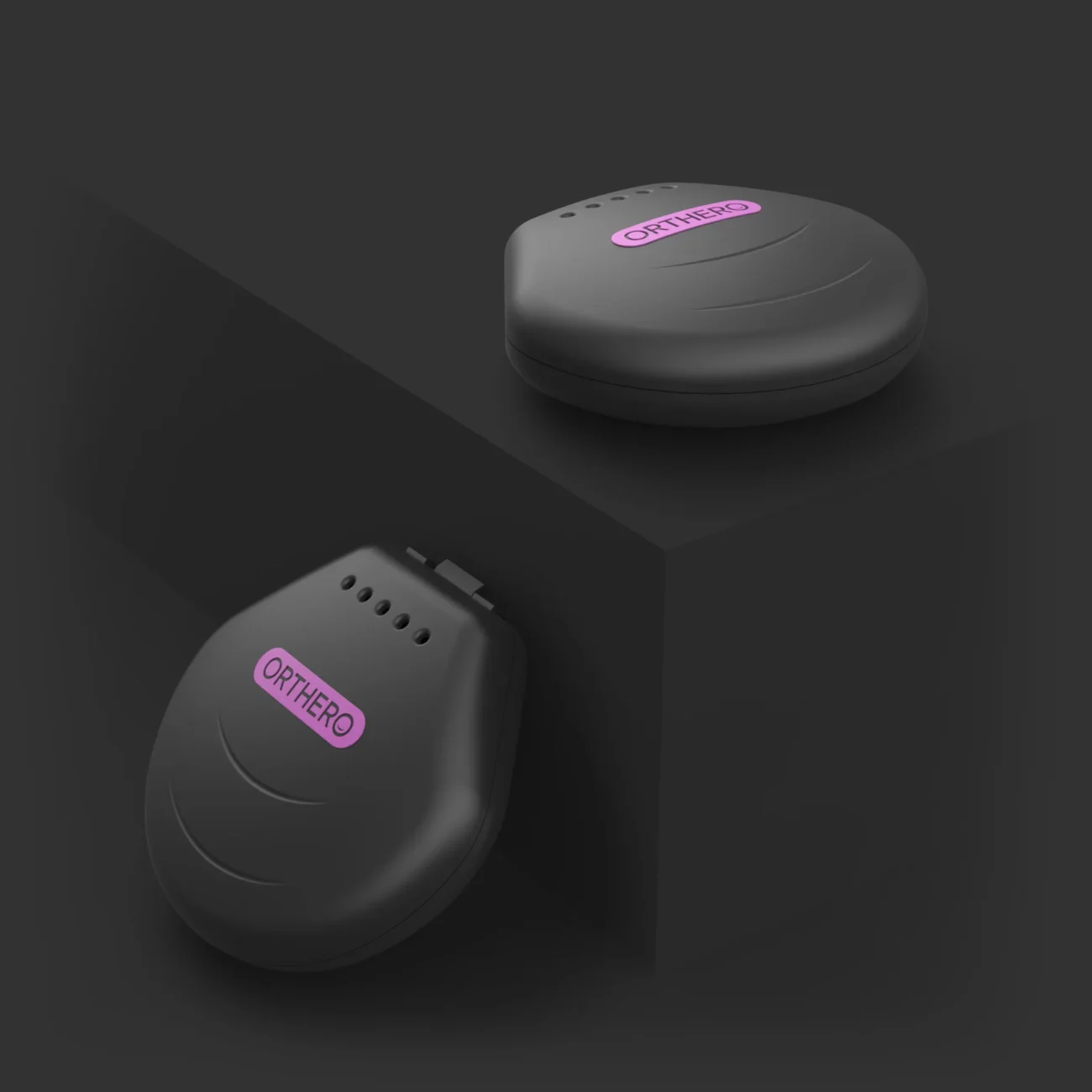 Pearl retainer case for clean aligners designed by Formeta Design for daily wellness