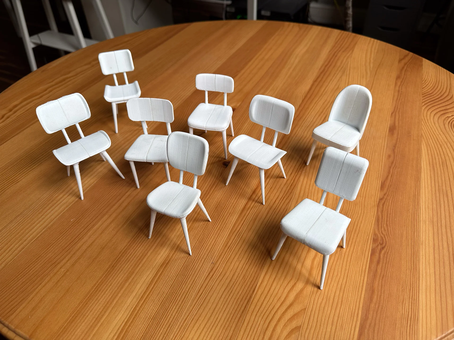Roa and Lino dining table set designed by Formeta Design for Normod