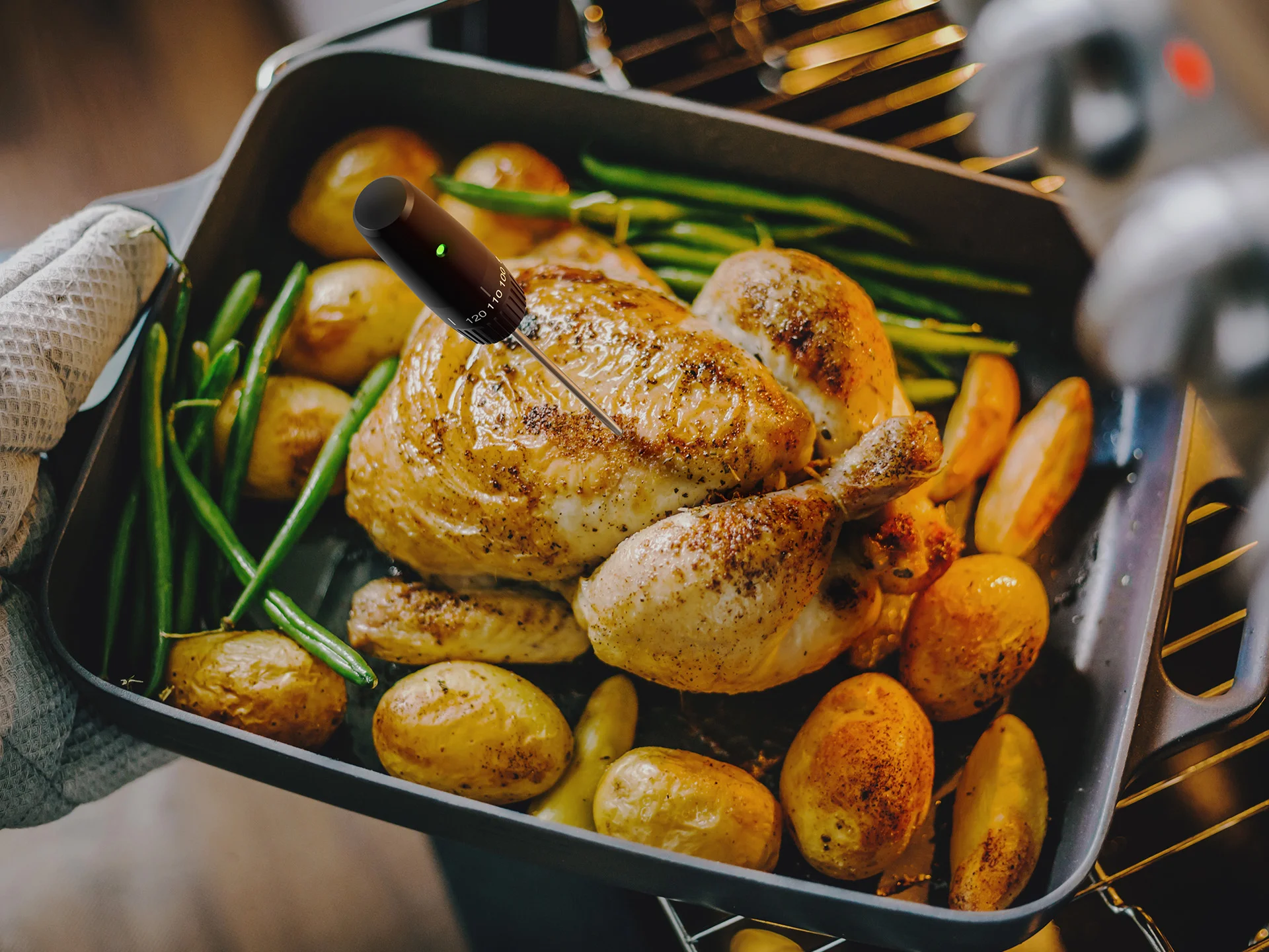 Smart meat probe designed by Formeta Design for precise cooking and temperature control