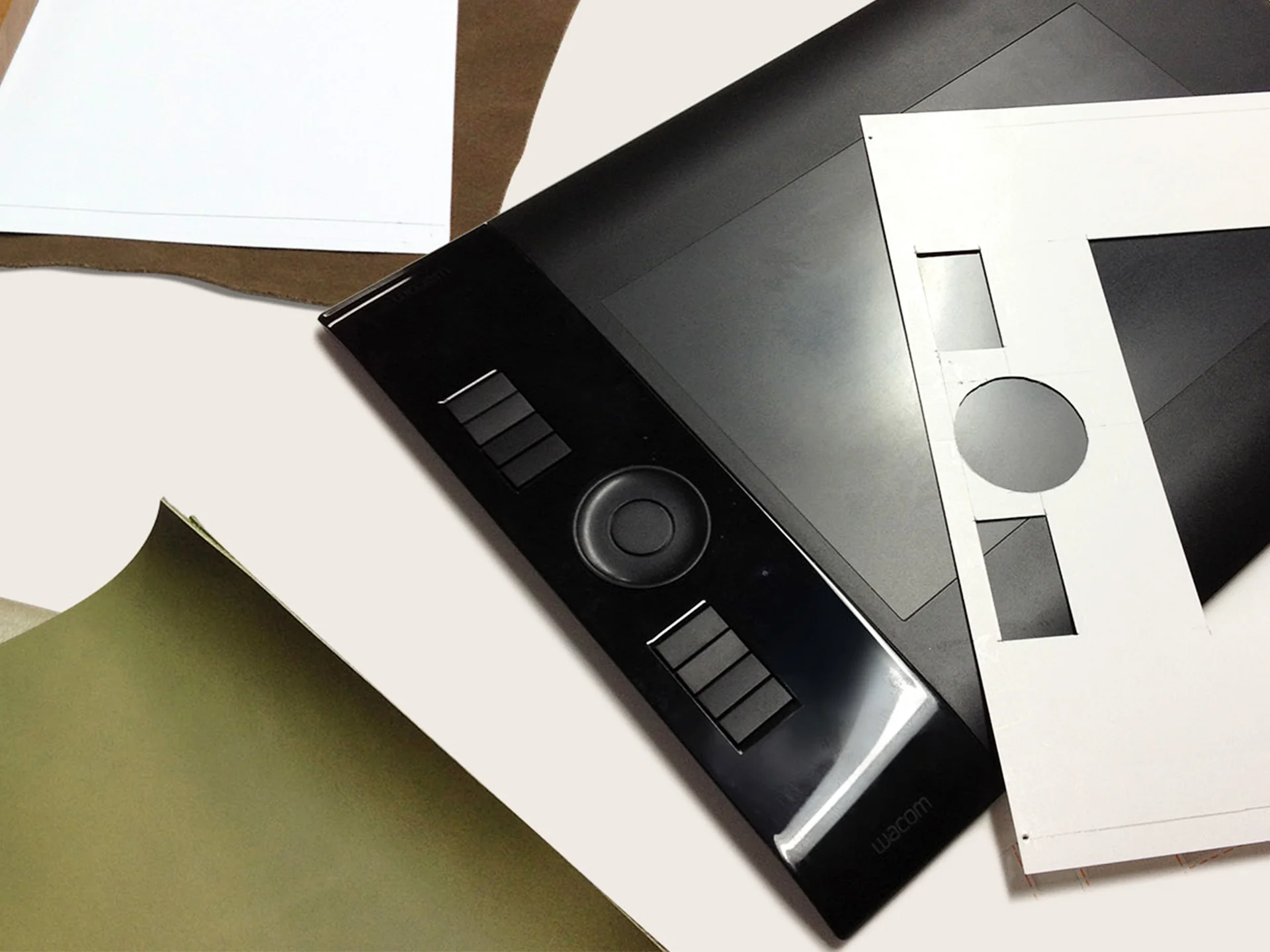 Tabletcase designed by Formeta Design for carrying graphic tablet